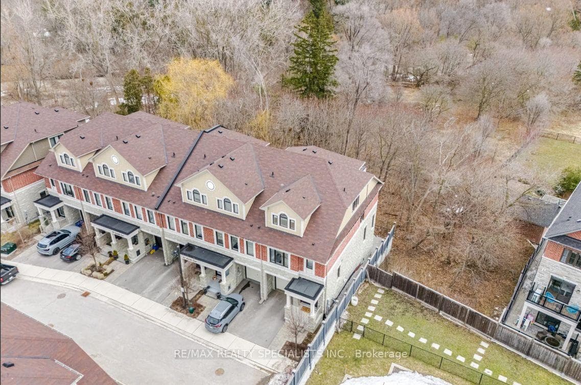 57 Hiawatha Court - home for sale in Vaughan