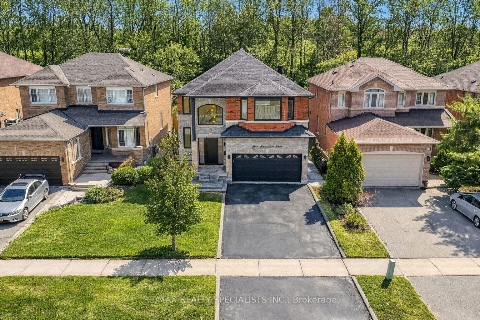 304 Barondale Drive - home for sale in Mississauga